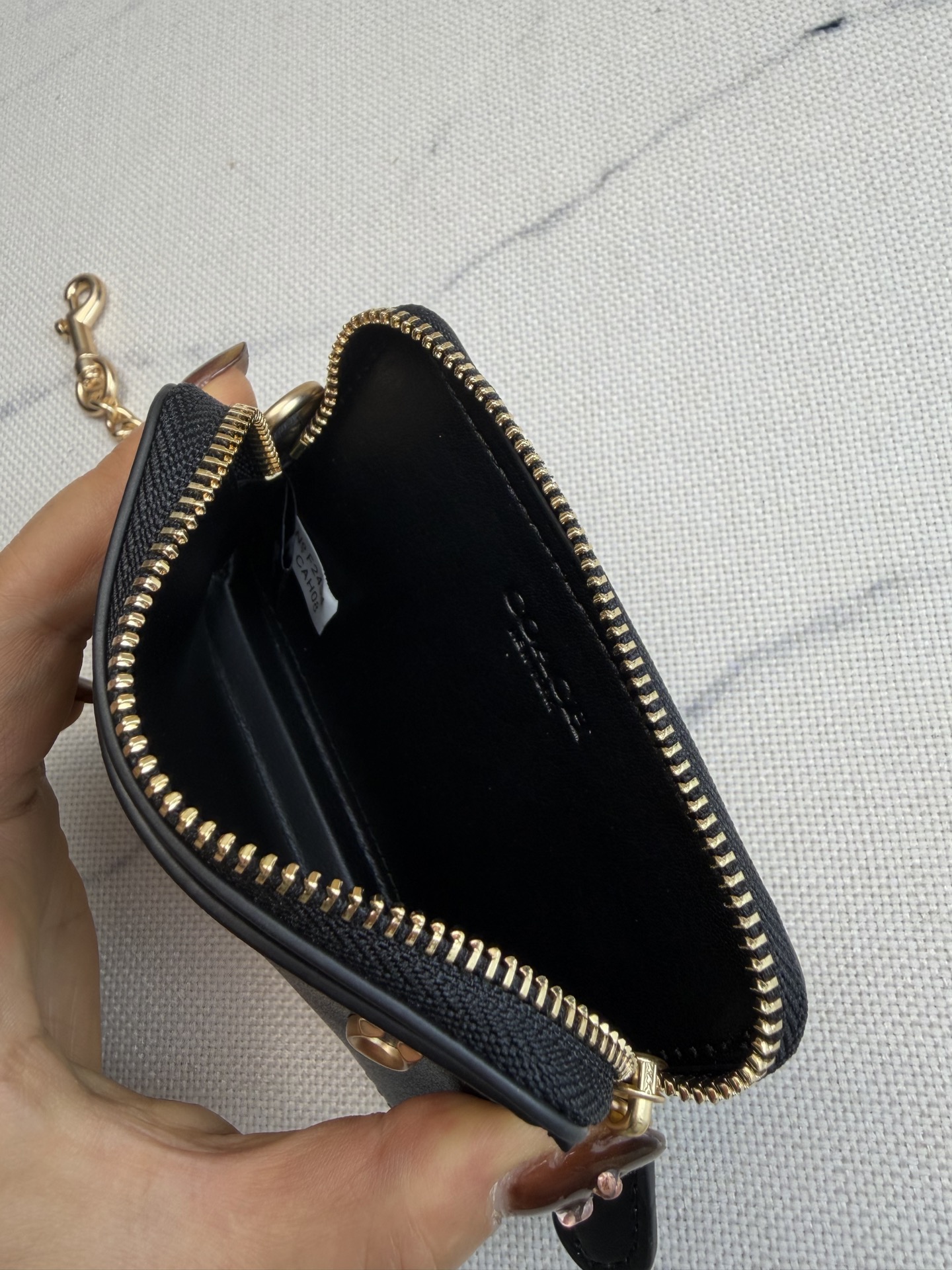 Coach Coach链条卡包CAH08黑色皮革+金属链条