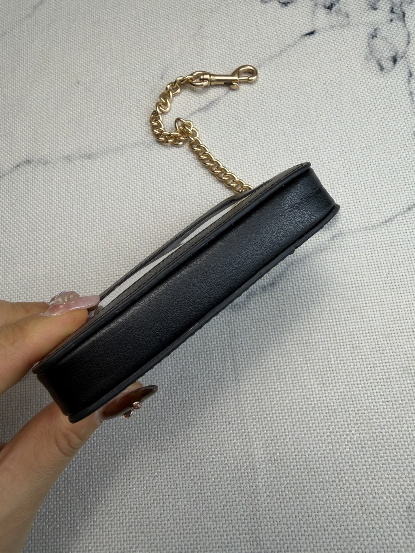 Coach Coach链条卡包CAH08黑色皮革+金属链条