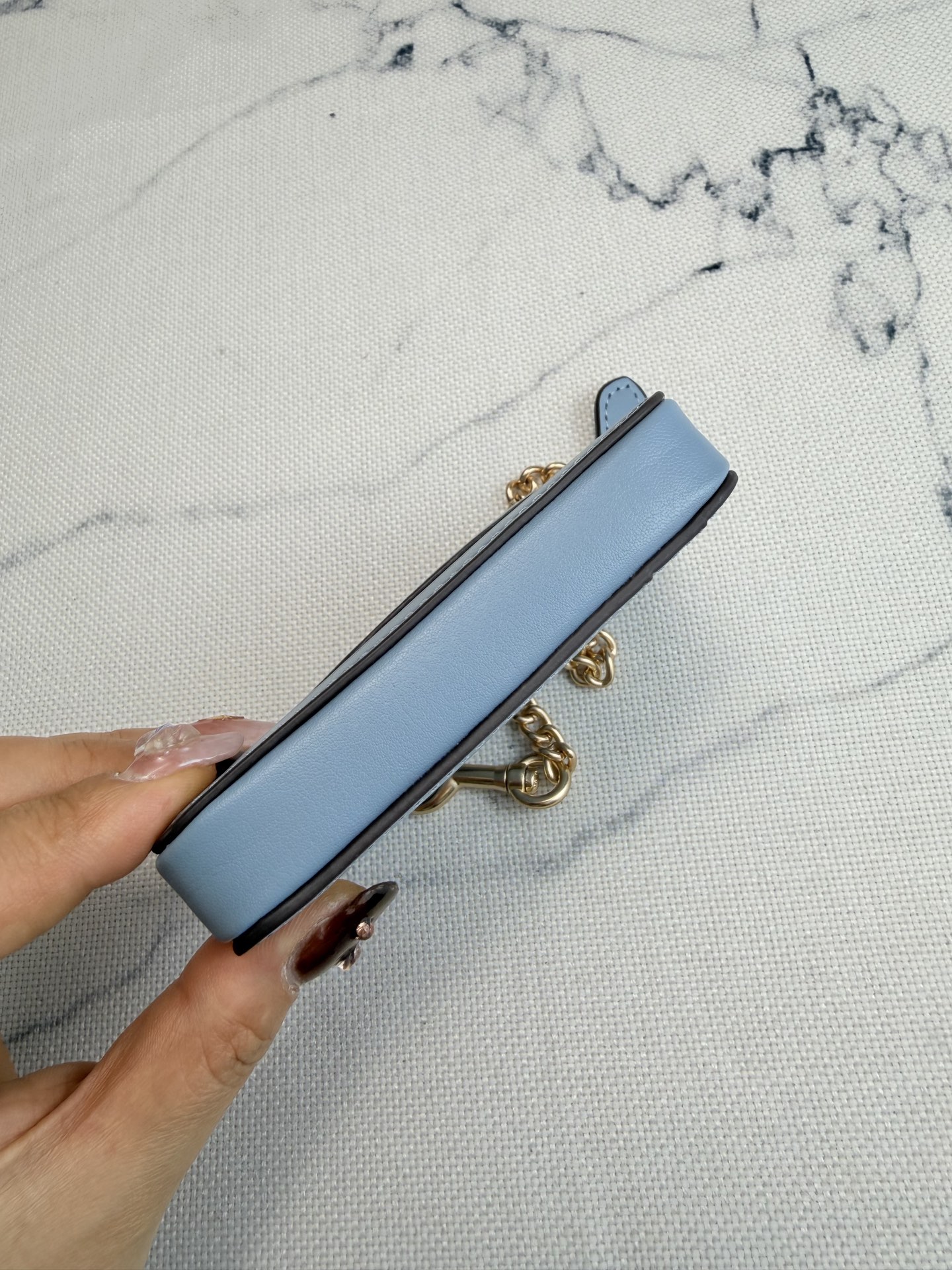 Coach Coach链条卡包CAH08浅蓝色皮革+金属链条