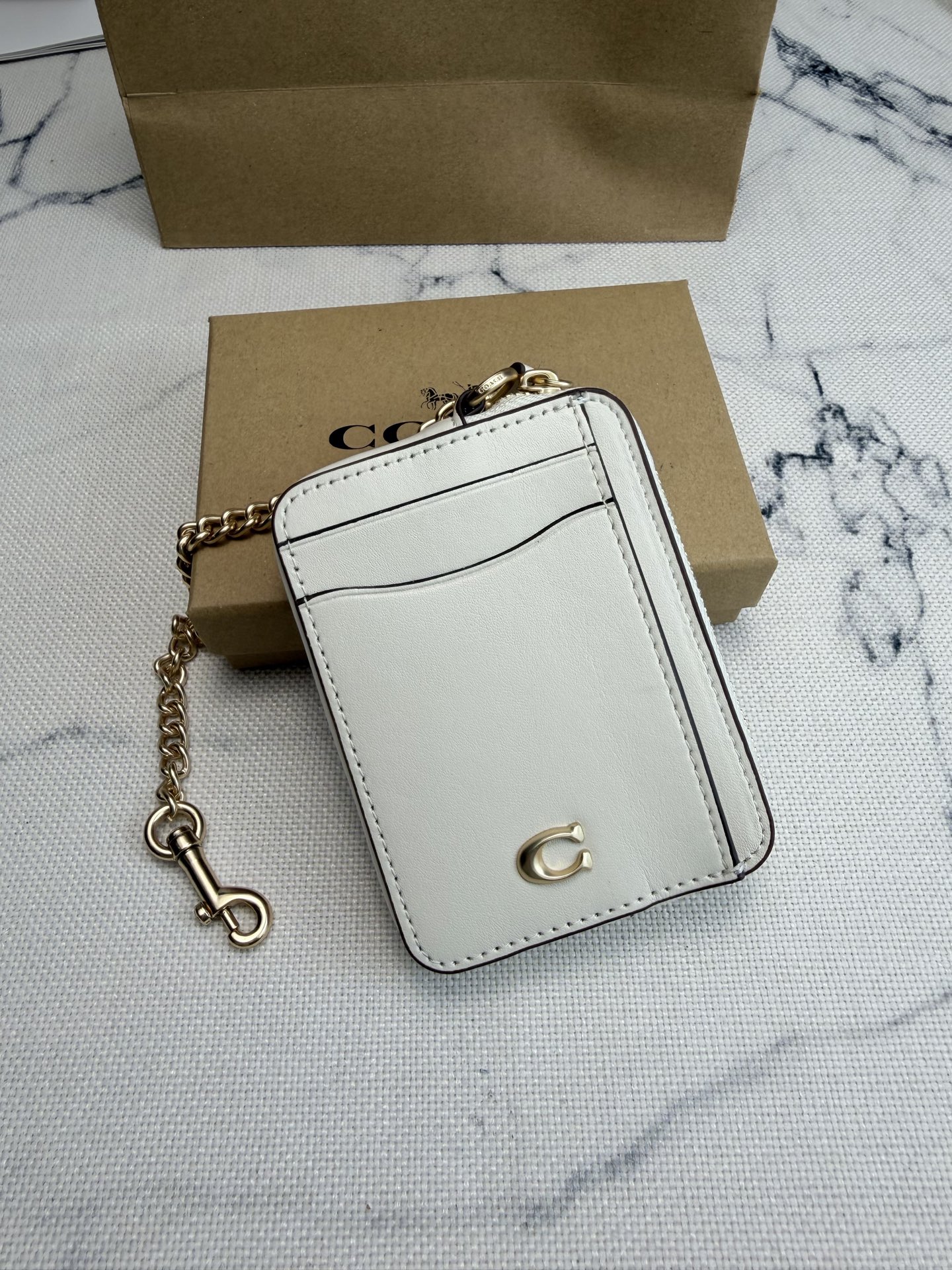 Coach Coach链条卡包CAH08白色皮革+金属链条