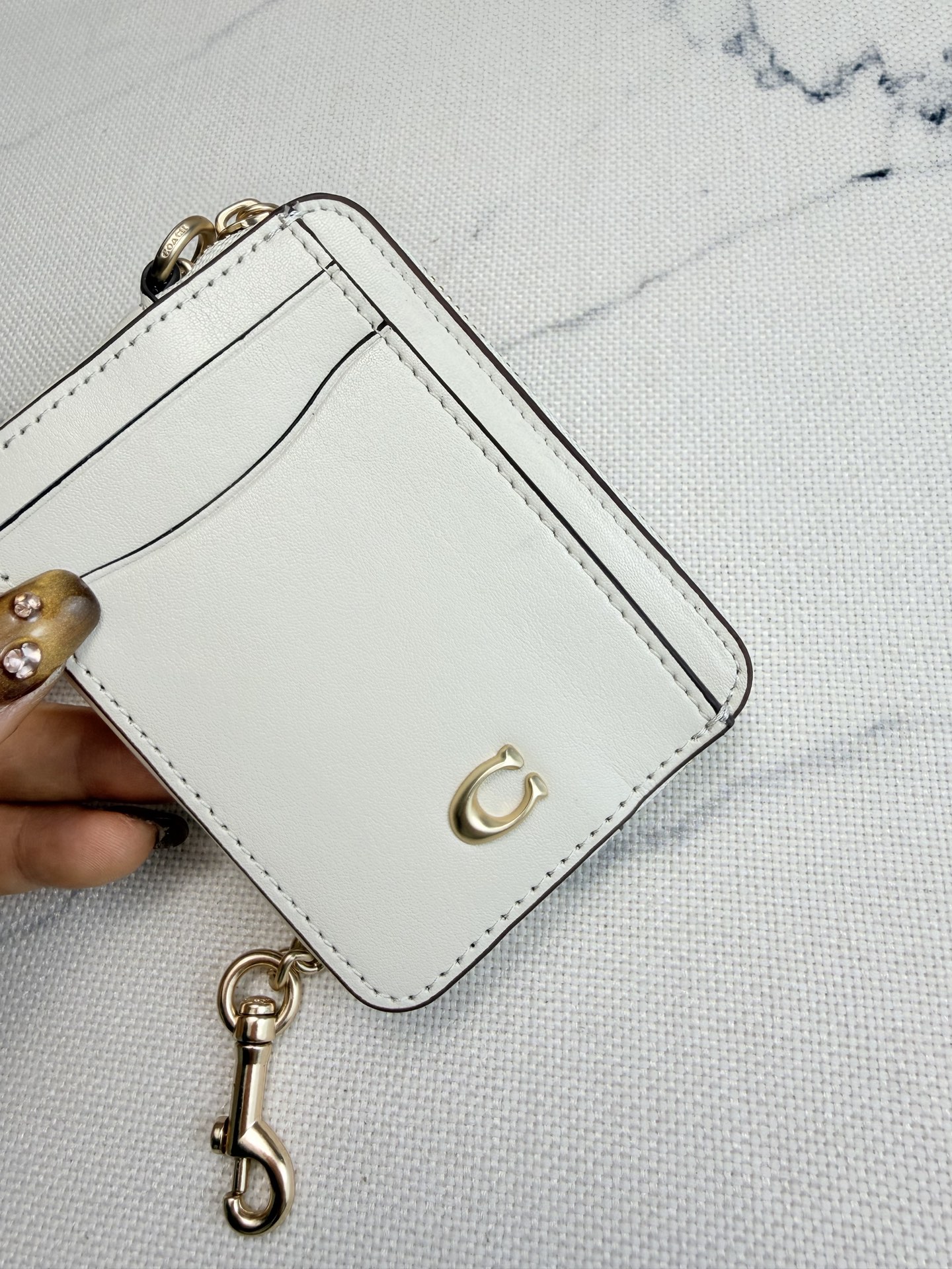 Coach Coach链条卡包CAH08白色皮革+金属链条
