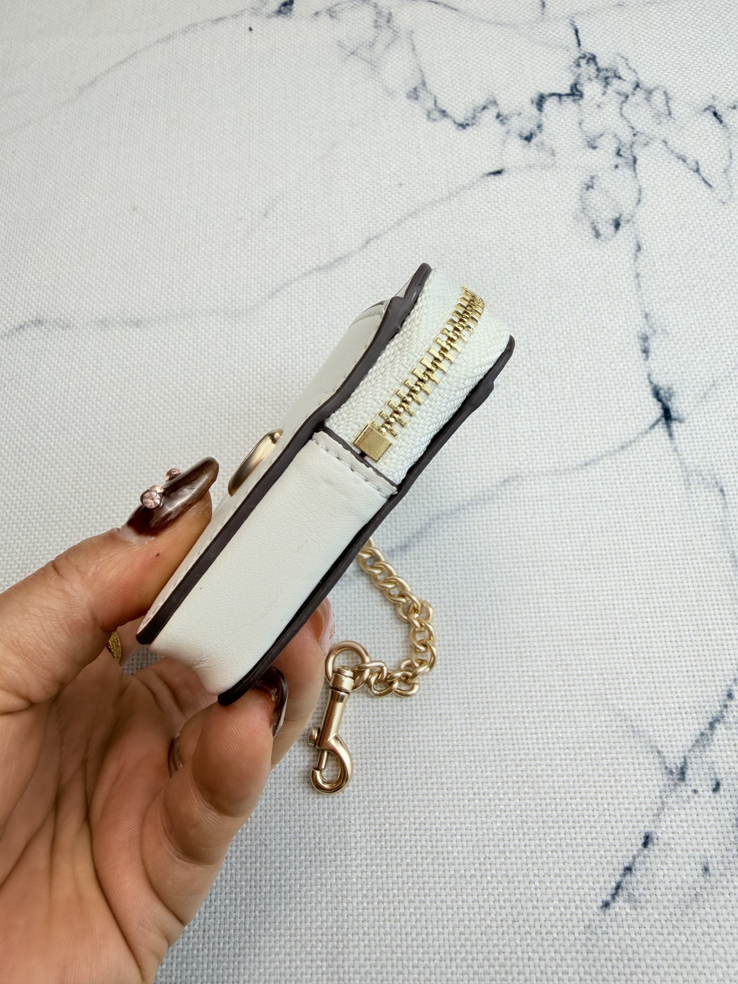 Coach Coach链条卡包CAH08白色皮革+金属链条