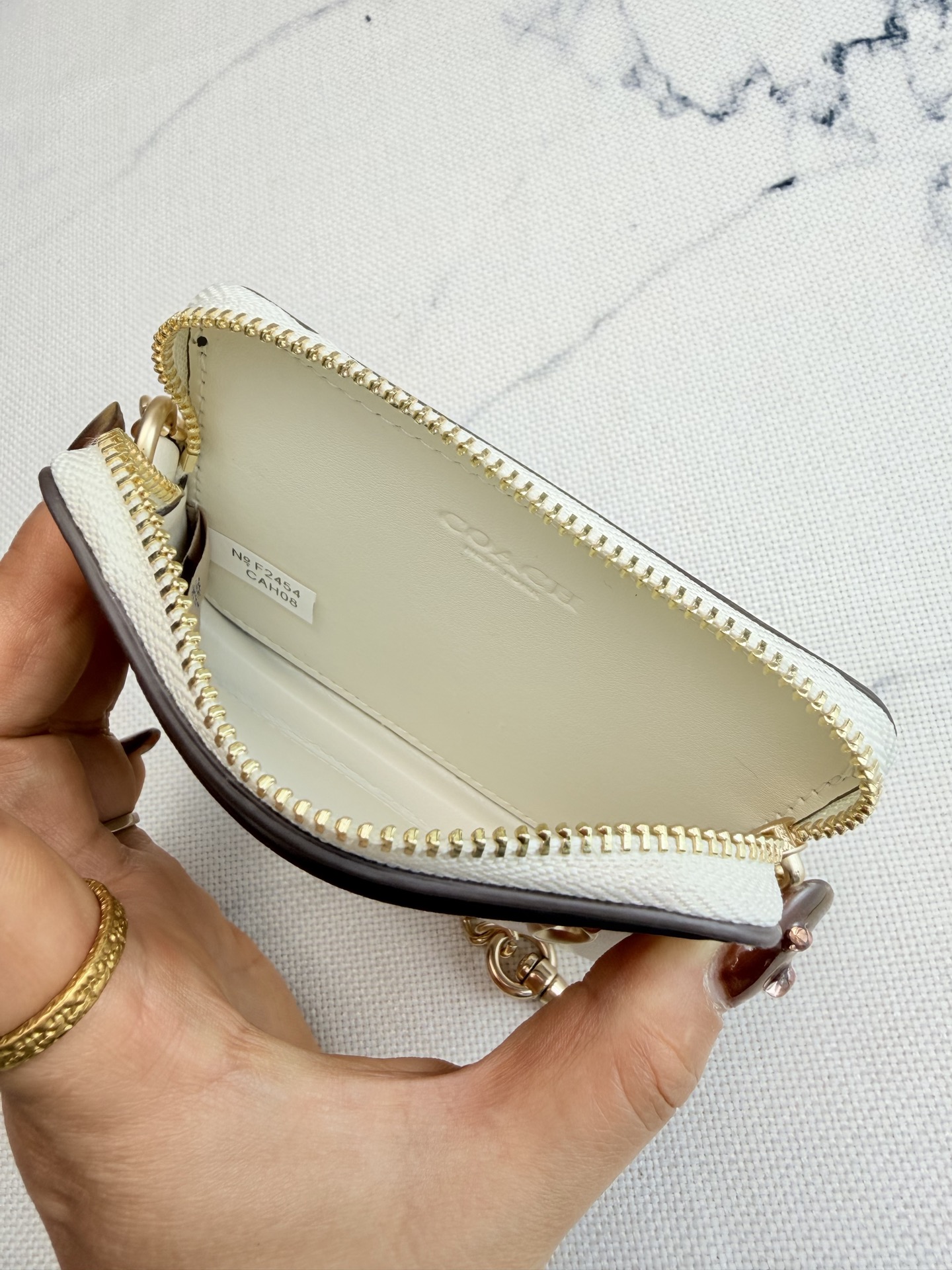 Coach Coach链条卡包CAH08白色皮革+金属链条