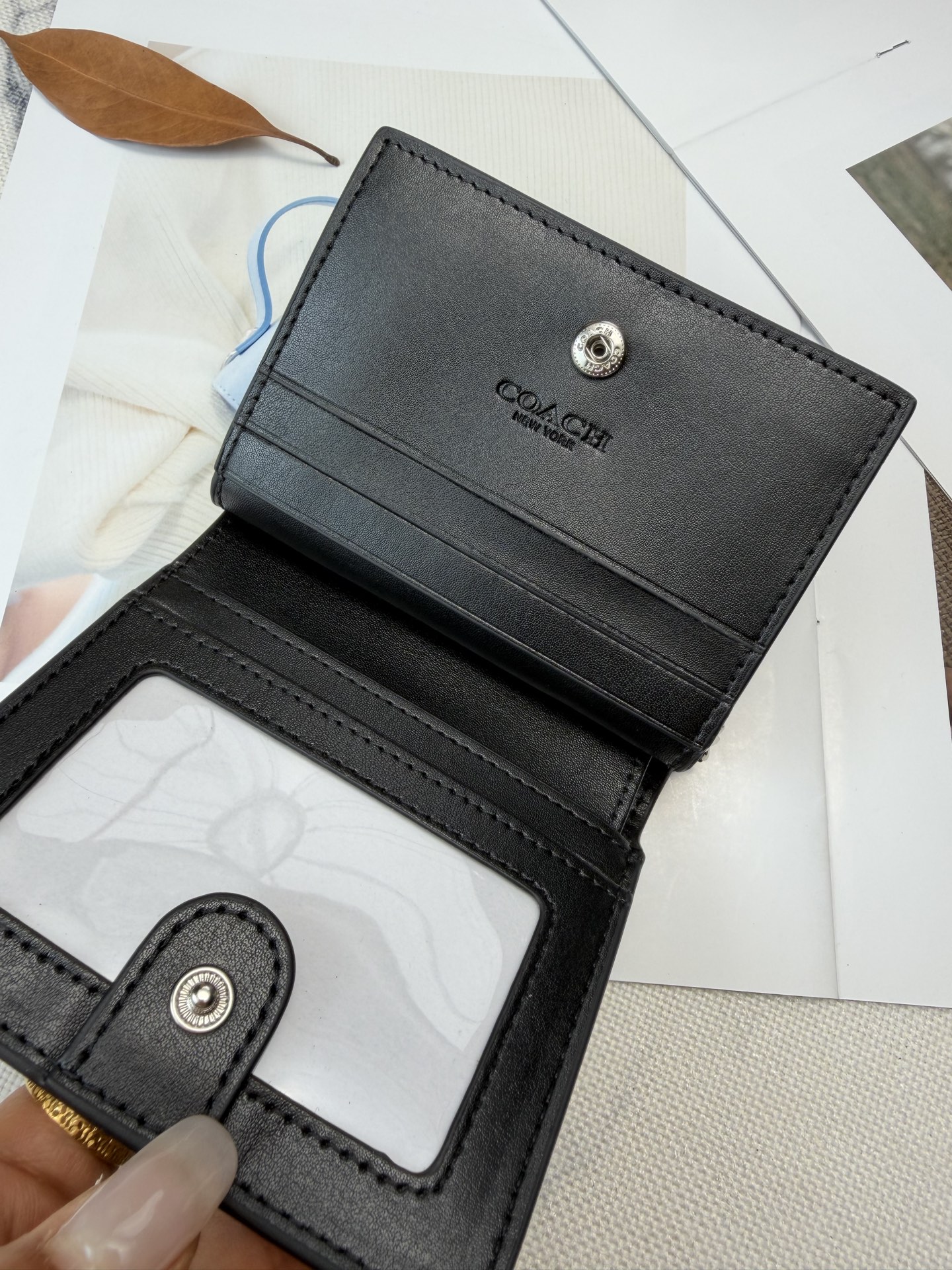 Coach COACH和《天竺鼠车车》联名零钱卡包 CC920 黑色老花帆布+两只超萌天竺鼠刺绣