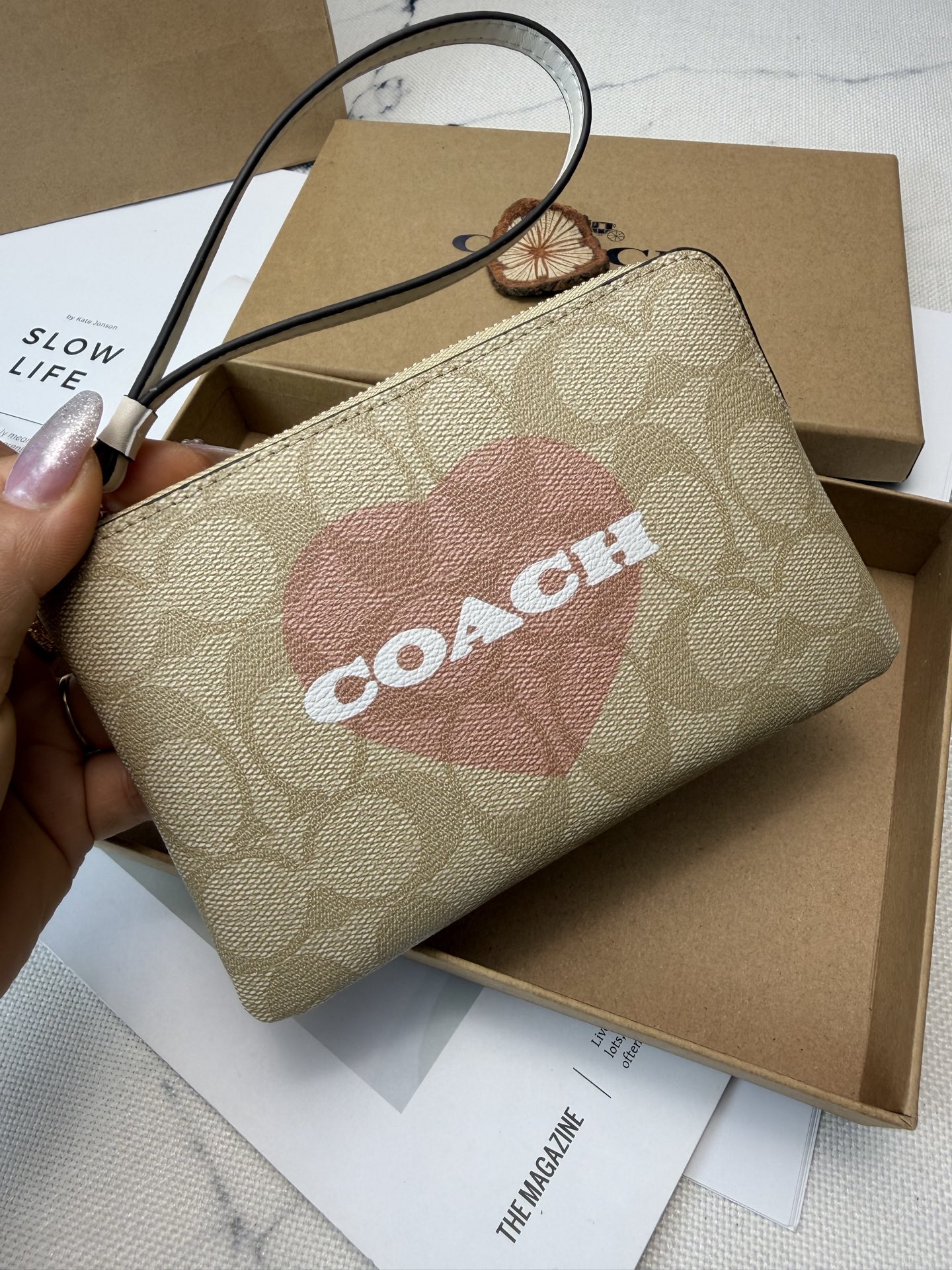 Coach COACH这款CP436心形 零钱手拿包