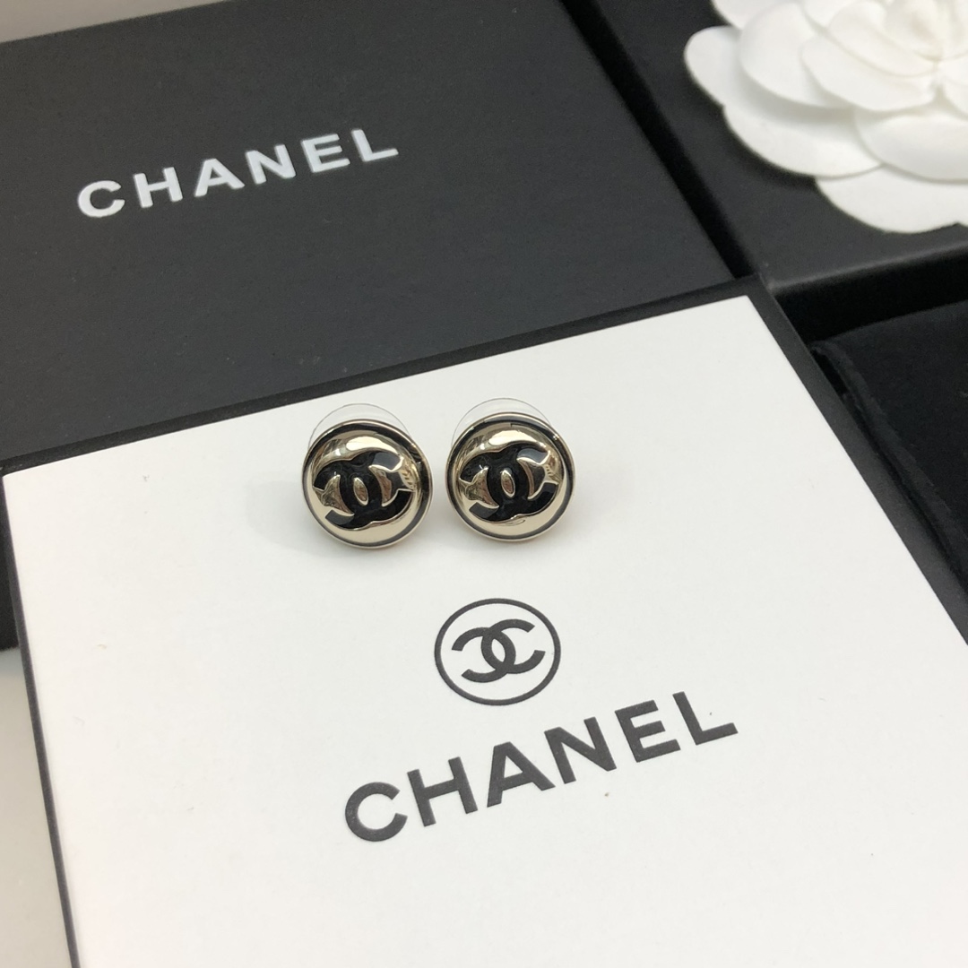 💎Chanel 香奈儿耳环 原单品质c c滴油耳钉首饰推荐🎀高质量🦢小香风耳环简约百搭单品  低调极简风