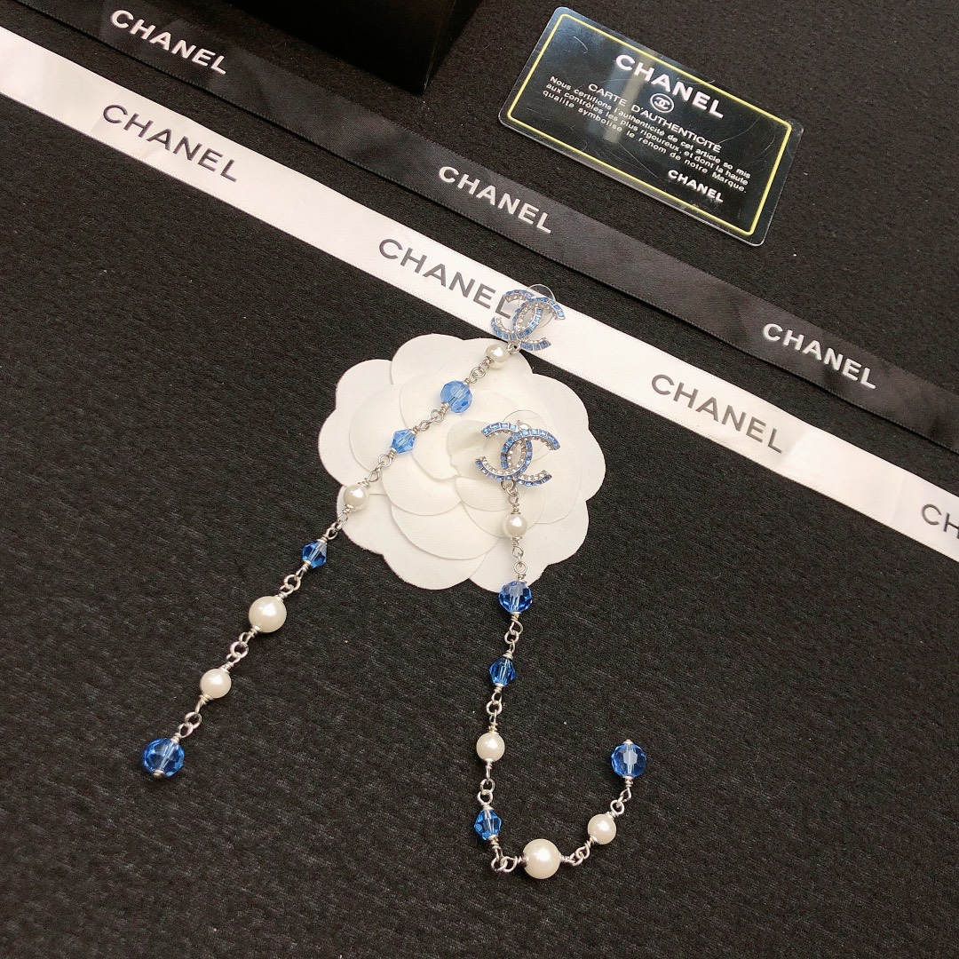 💝💝💝【Chanel香奈儿】耳钉 小香珍珠耳环热销款 市面最高版本！专柜1:1款式开模 专柜原版、香奈儿