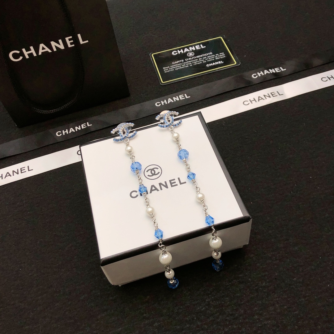 💝💝💝【Chanel香奈儿】耳钉 小香珍珠耳环热销款 市面最高版本！专柜1:1款式开模 专柜原版、香奈儿