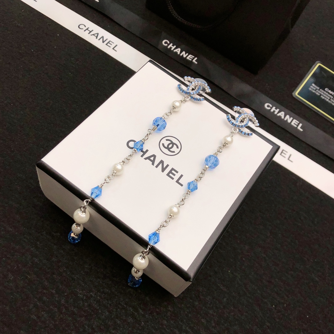 💝💝💝【Chanel香奈儿】耳钉 小香珍珠耳环热销款 市面最高版本！专柜1:1款式开模 专柜原版、香奈儿