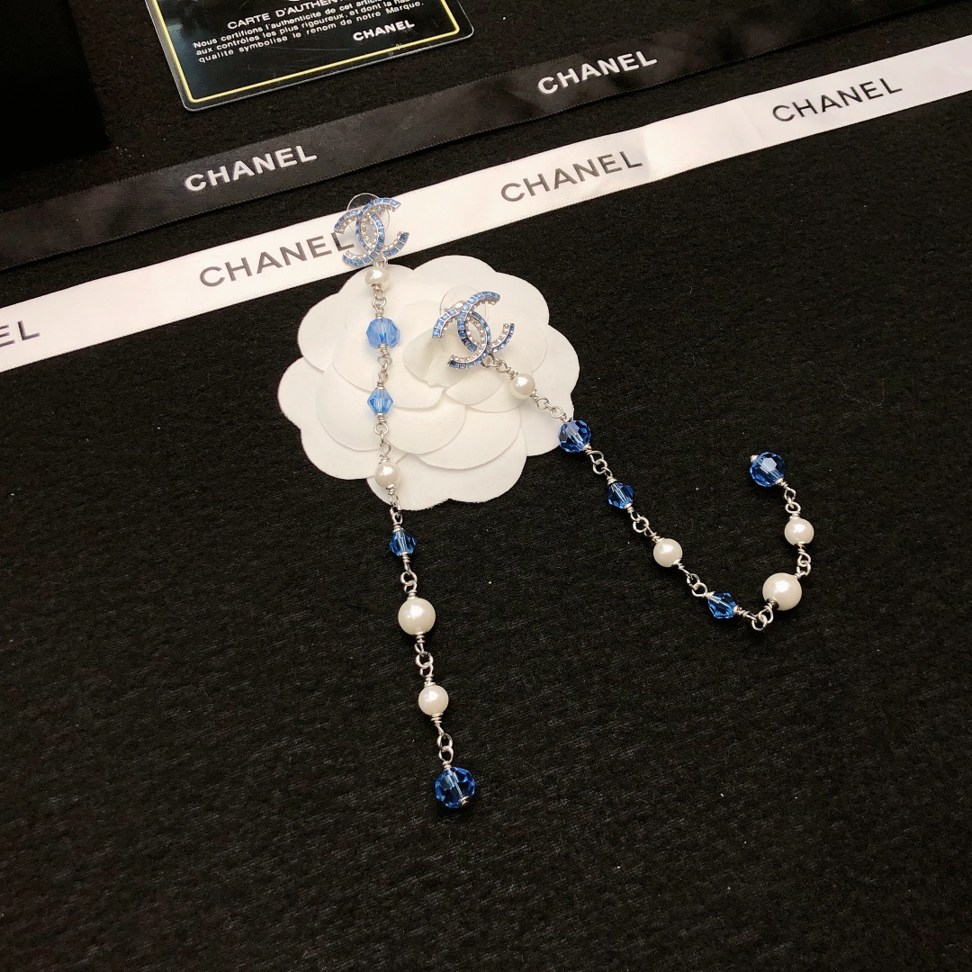 💝💝💝【Chanel香奈儿】耳钉 小香珍珠耳环热销款 市面最高版本！专柜1:1款式开模 专柜原版、香奈儿