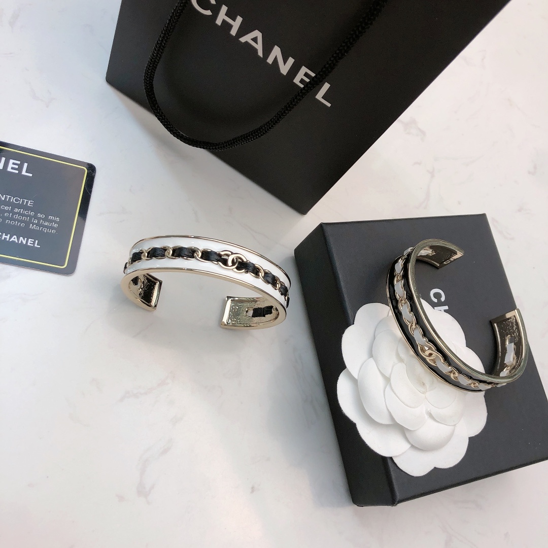 Chanel Haute Couture Haute Couture Fine Jewelry Necklace Bracelet Ring 3