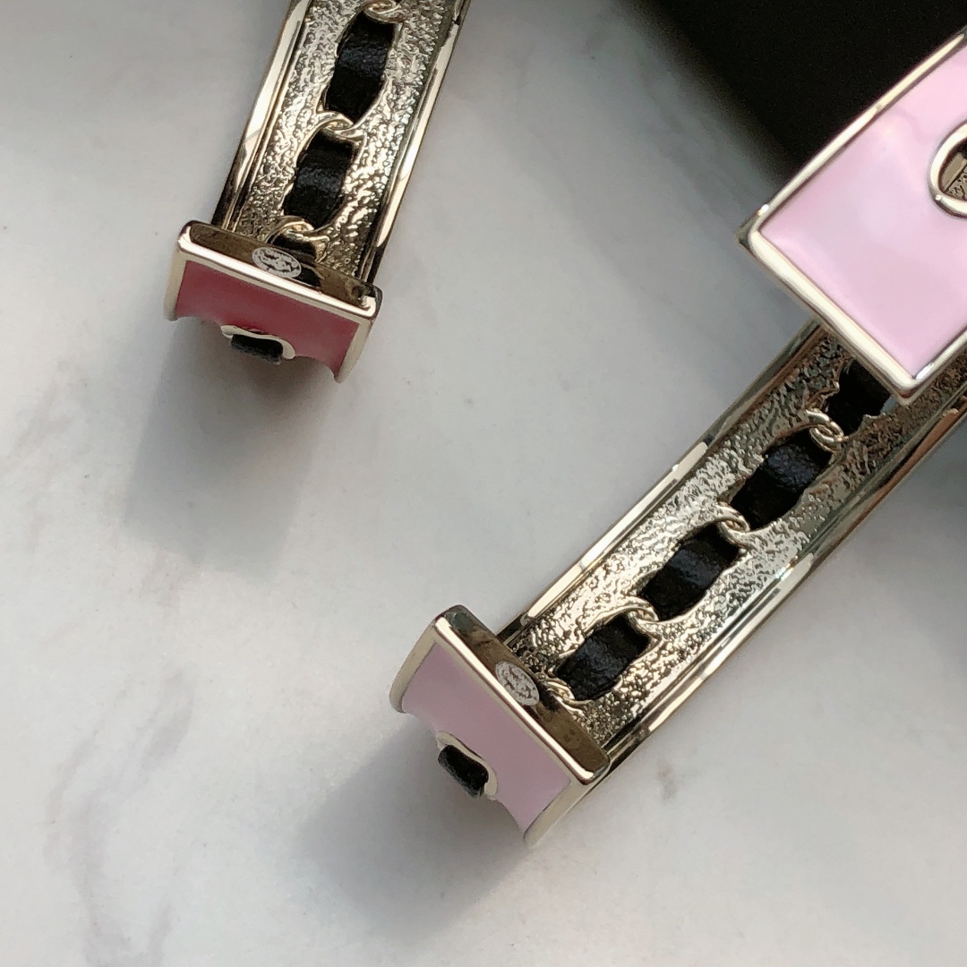 Chanel’s Cool Hand: Frequently Asked About Skin Condition with 800 Inquiries. - 图片 7