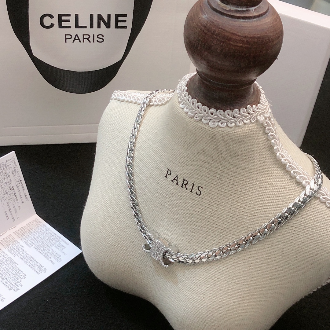 👑Celine 赛琳 火爆开启 新款凯旋门系列 项链 搭配凯旋门图案，黄铜材质镶钻！超炸Chic感 ，简