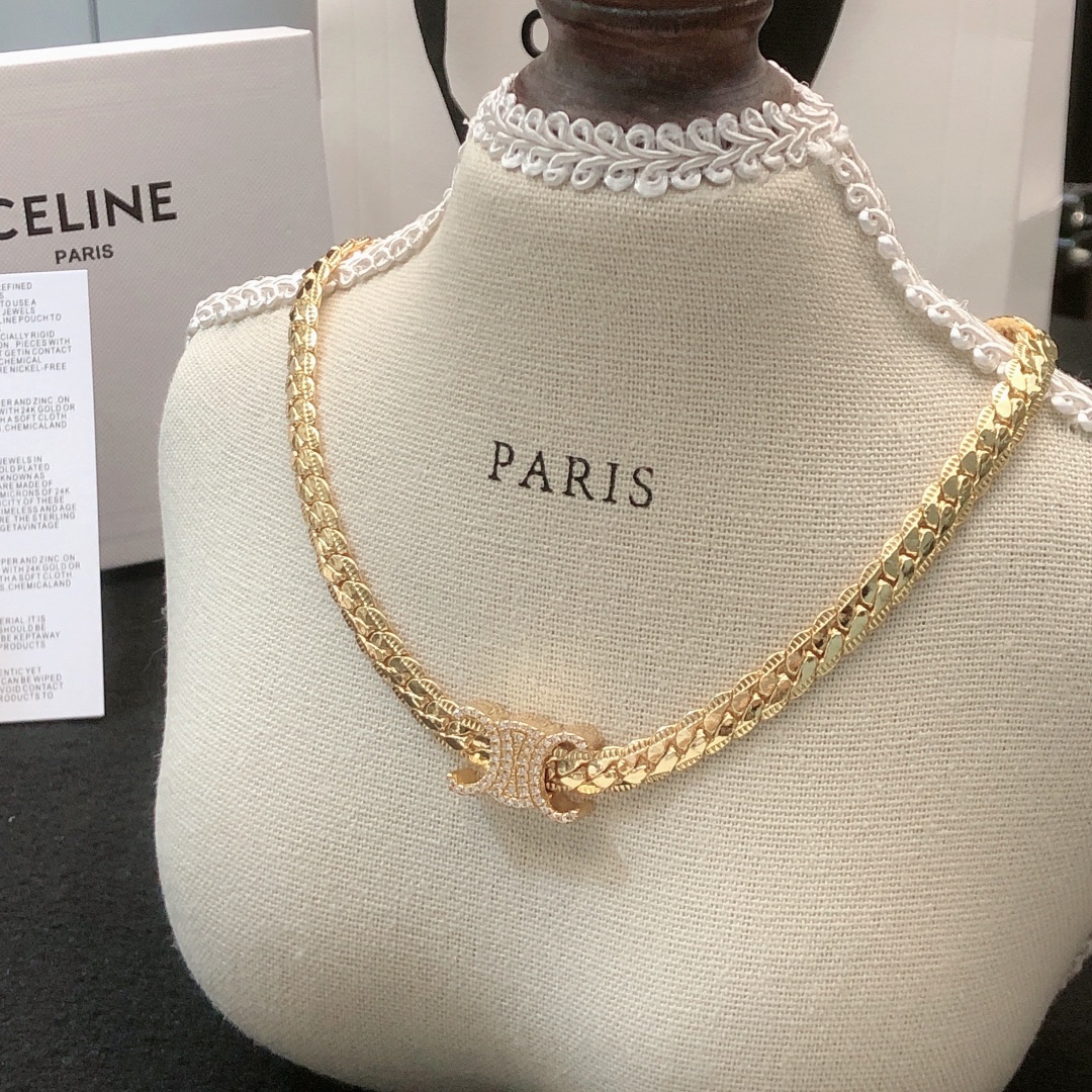 👑Celine 赛琳 火爆开启 新款凯旋门系列 项链 搭配凯旋门图案，黄铜材质镶钻！超炸Chic感 ，简