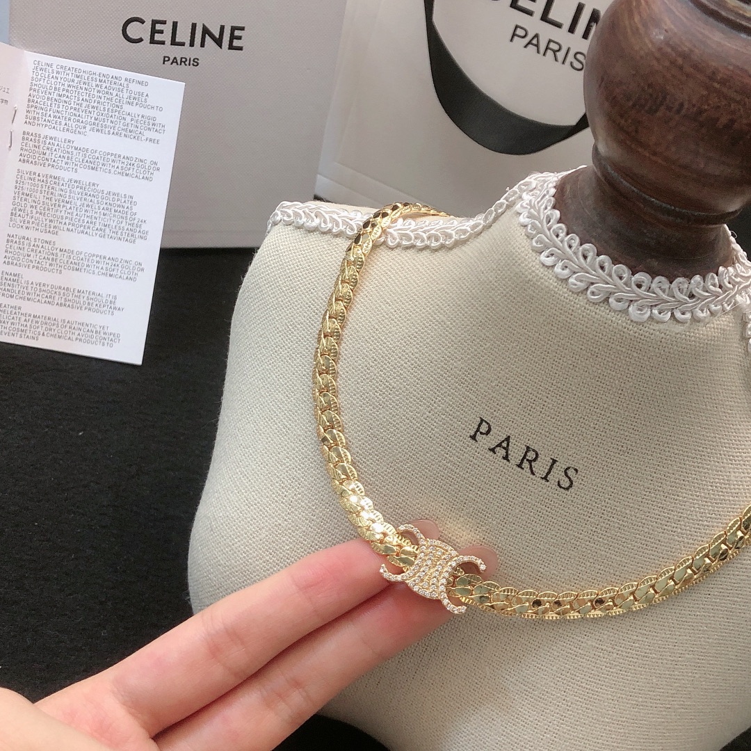 👑Celine 赛琳 火爆开启 新款凯旋门系列 项链 搭配凯旋门图案，黄铜材质镶钻！超炸Chic感 ，简