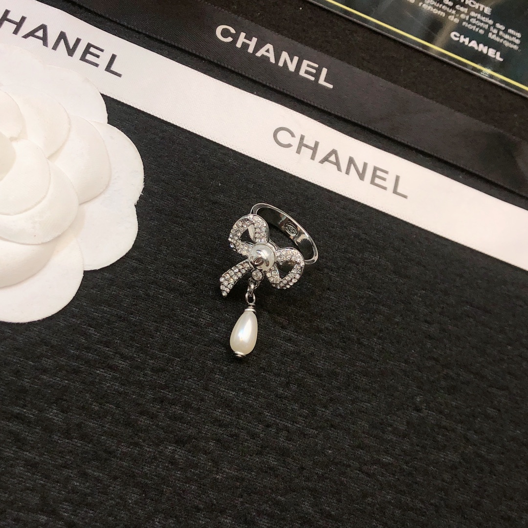Chanel Haute Couture Haute Couture Fine Jewelry Necklace Bracelet Ring 2