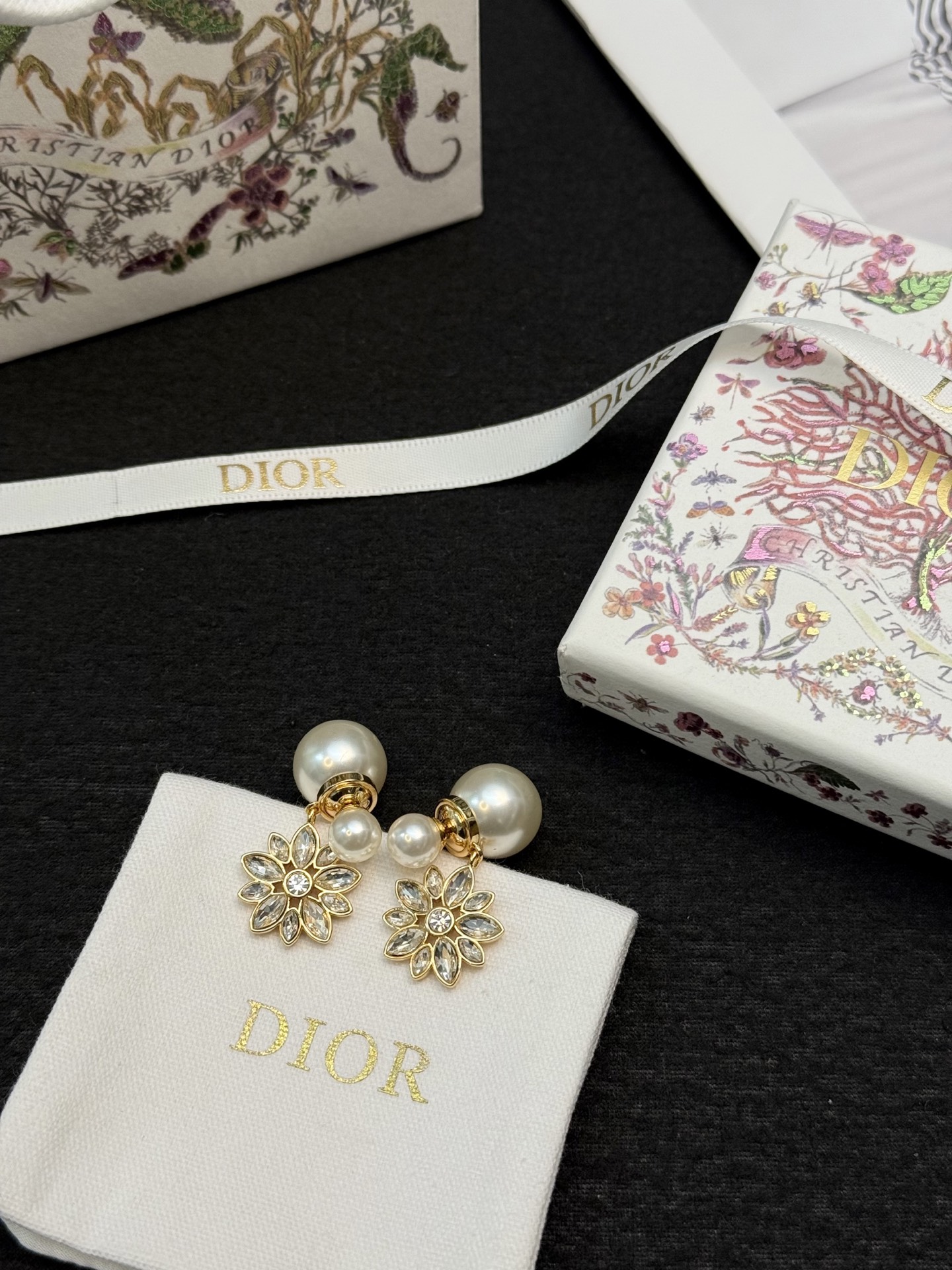Dior Dior雪花珍珠耳环