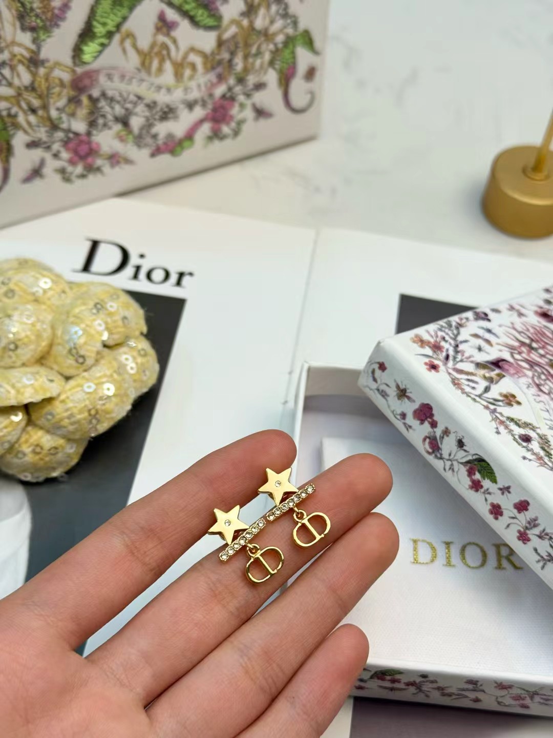 Dior Dior星星吊坠耳环