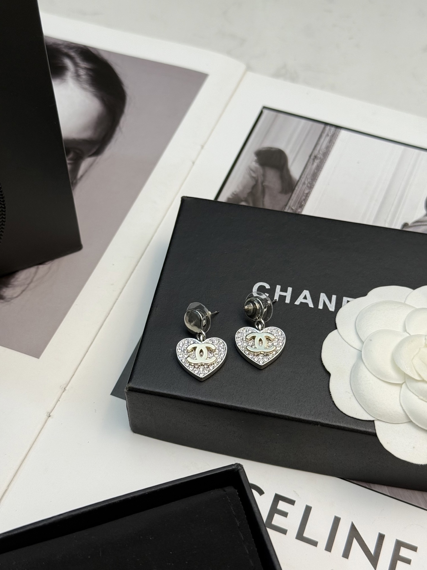 Chanel 香奈儿26P爱心耳环