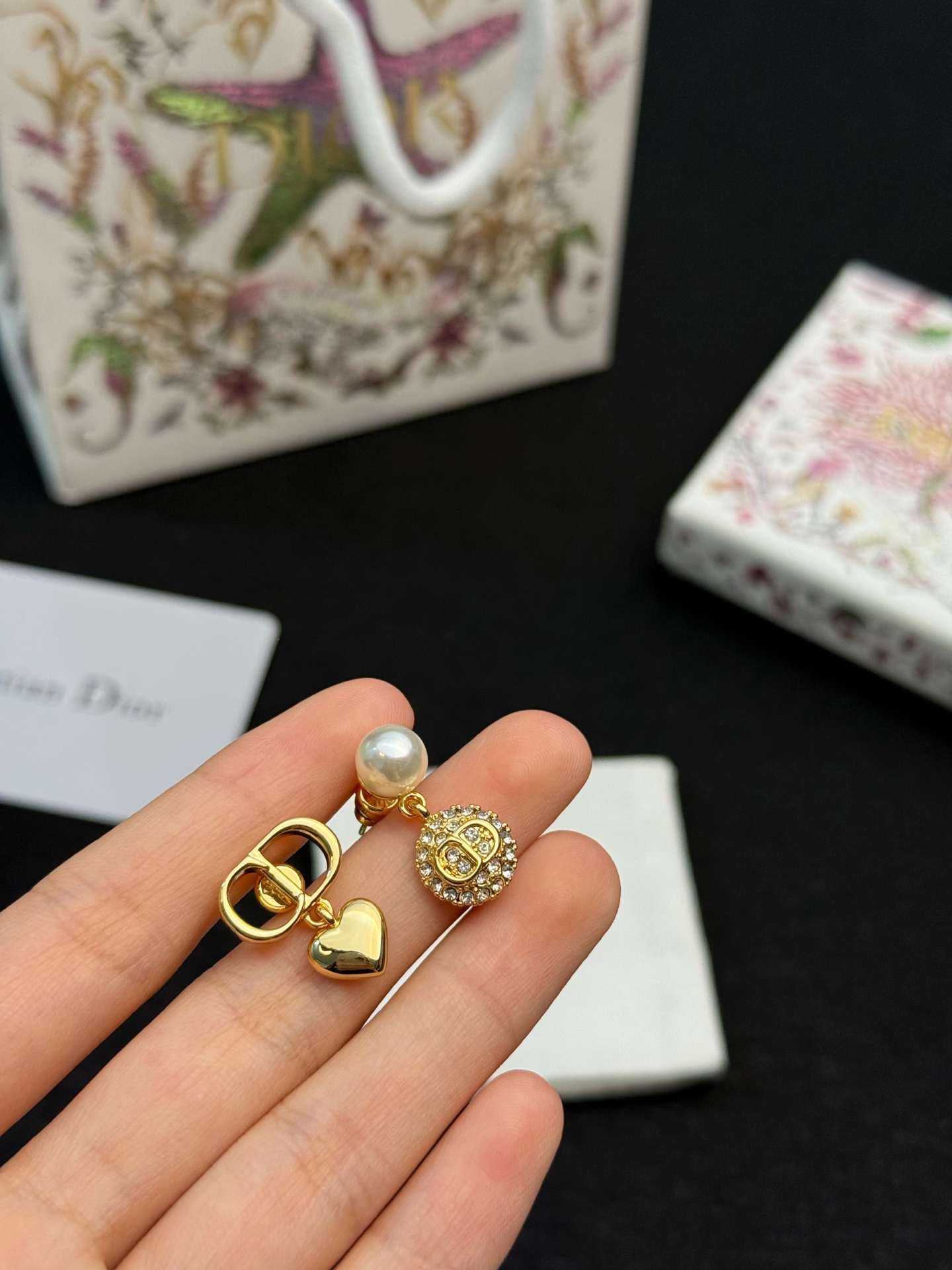 dior tribales pearl heart cd earrings