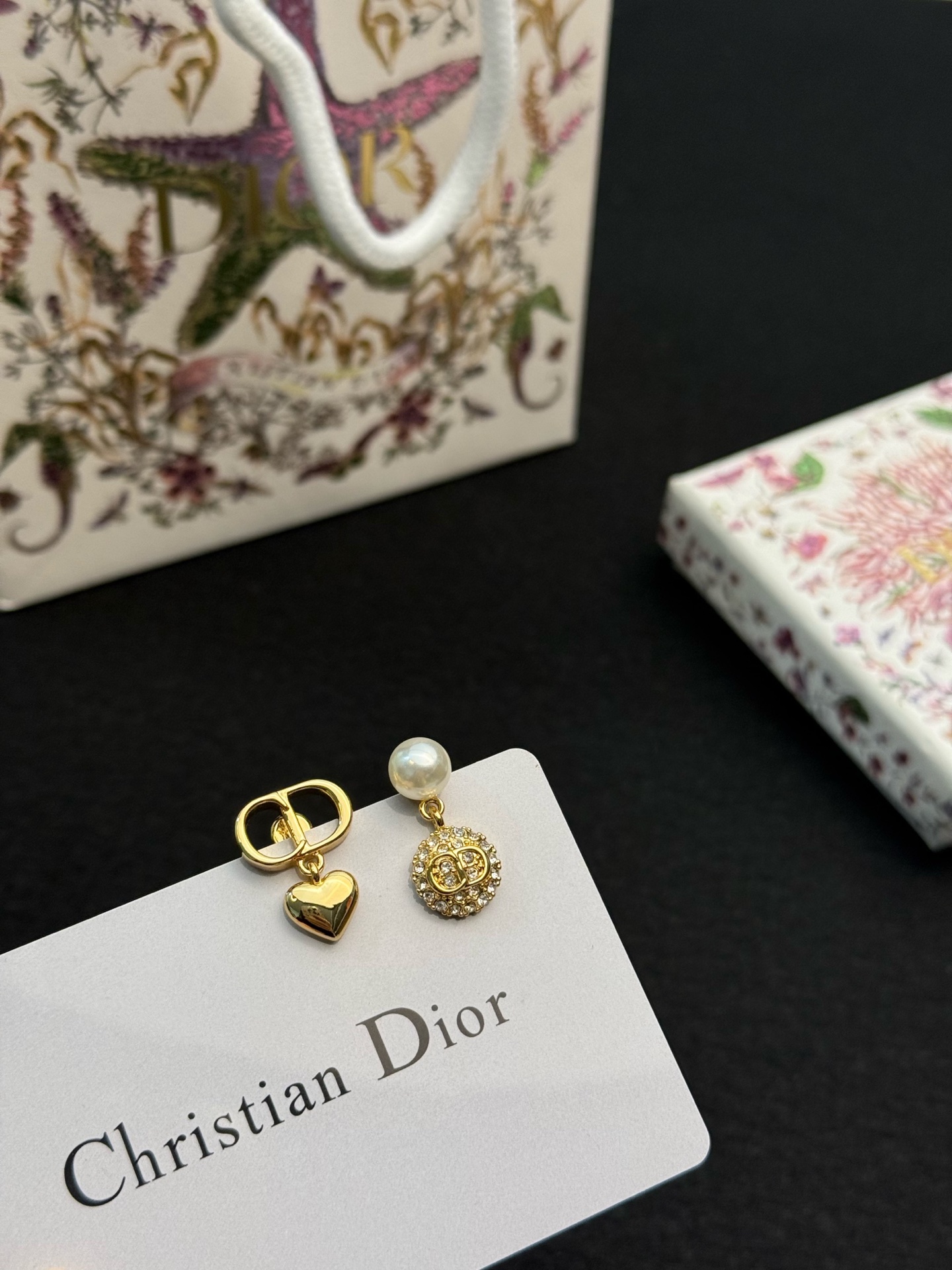 dior tribales pearl heart cd earrings