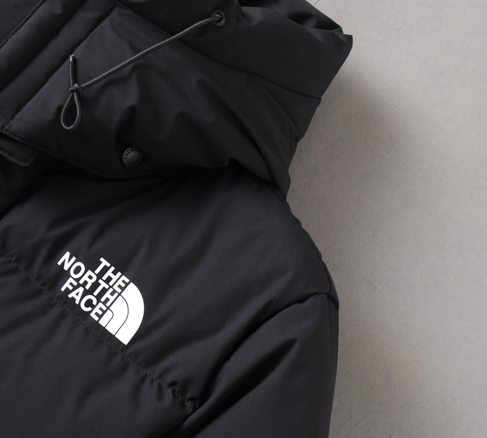 TheNorthFace北面️HYEK跨界联名巅峰极寒功能性防风羽绒服防水防雪面料！明星同款上身超好看！