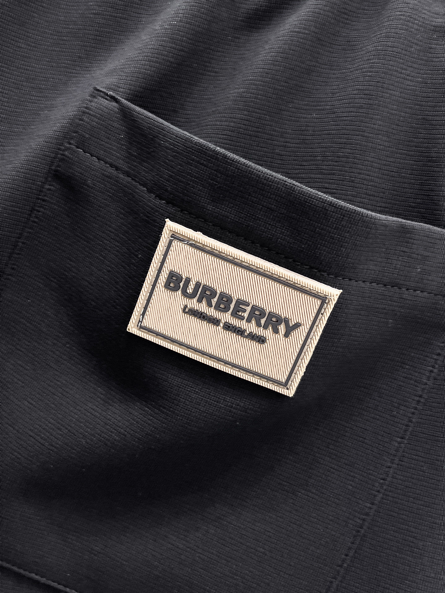 Burberry 巴宝莉 2026ss夏季新款 休闲短裤
