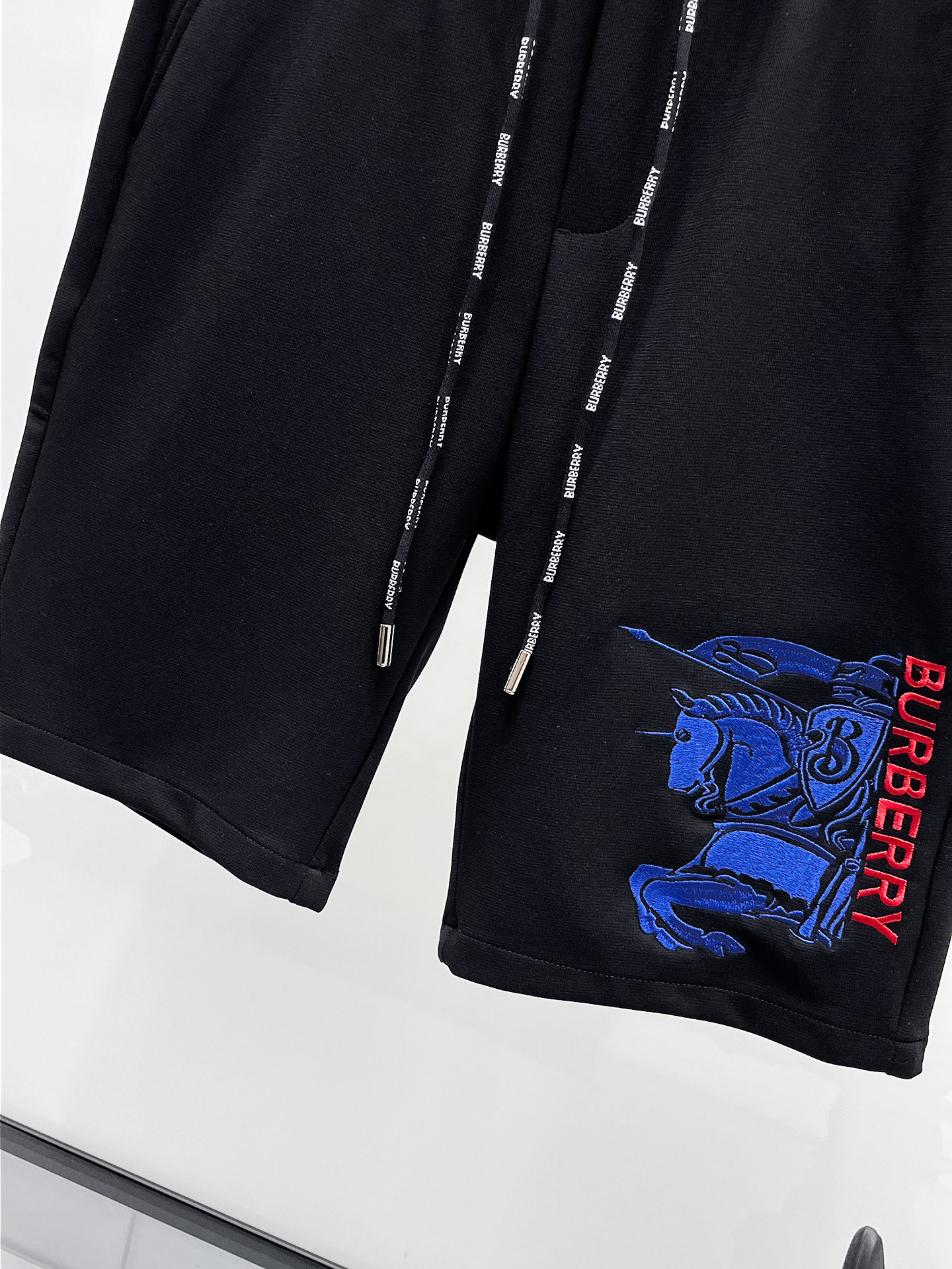 Burberry 巴宝莉 2026ss夏季新款 休闲短裤