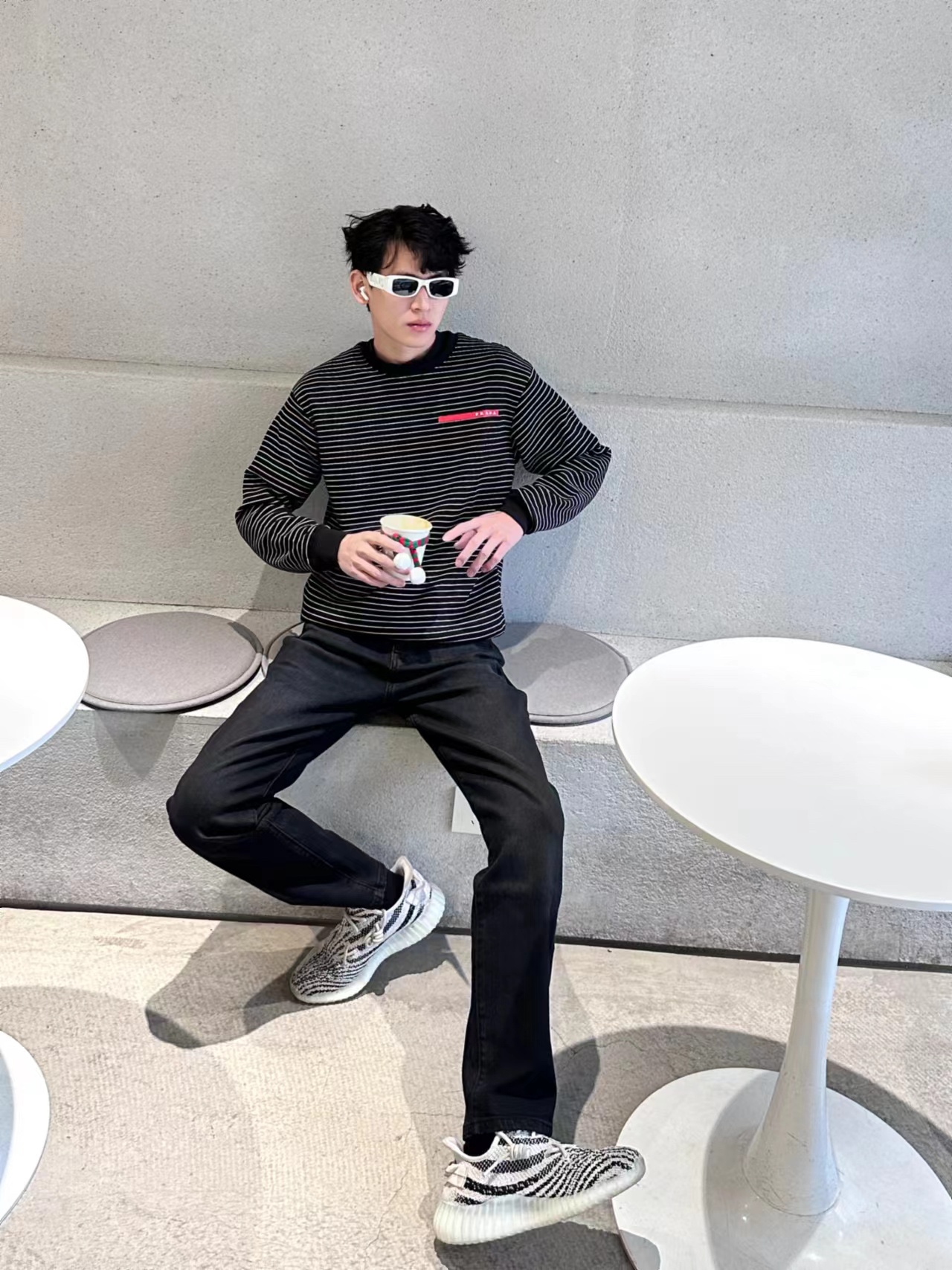 DIOR/迪奥标语牛仔长裤 上身效果#