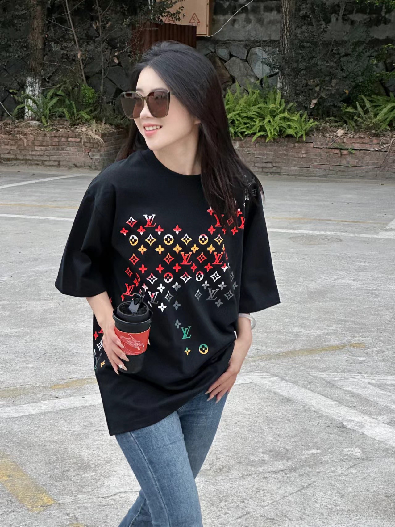 LouisVuitton/路易威登 24ss 老花渐变数码直喷短袖T恤 上身效果＃