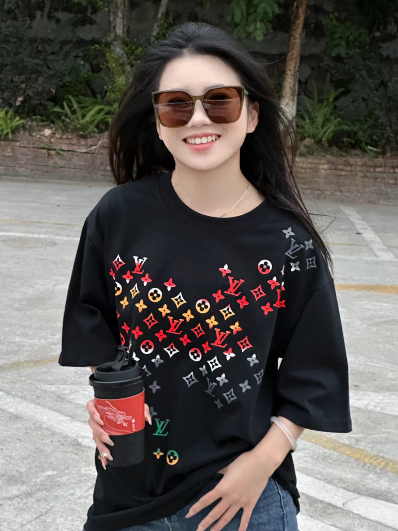 LouisVuitton/路易威登 24ss 老花渐变数码直喷短袖T恤 上身效果＃