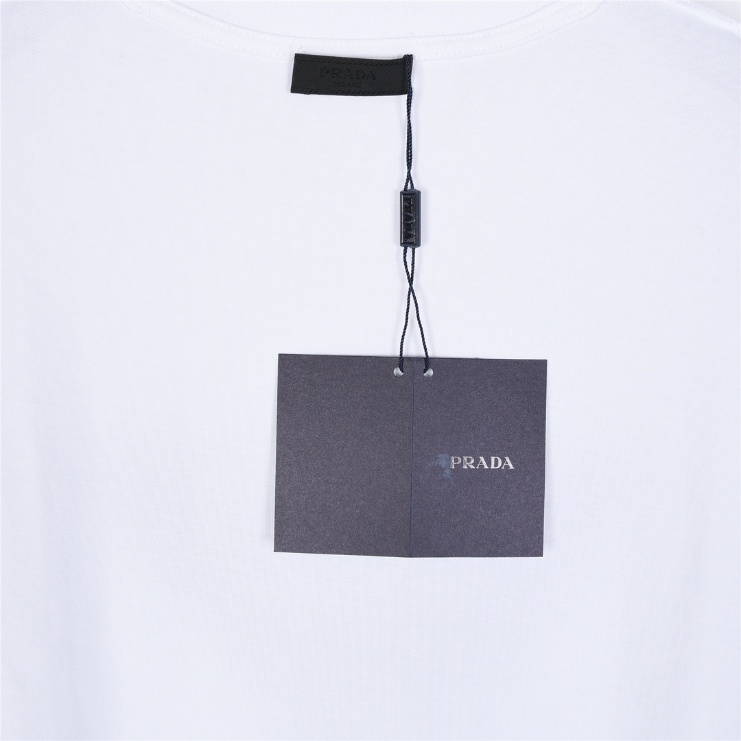 Prada/普拉达 24ss 三角标字母印花短袖T恤