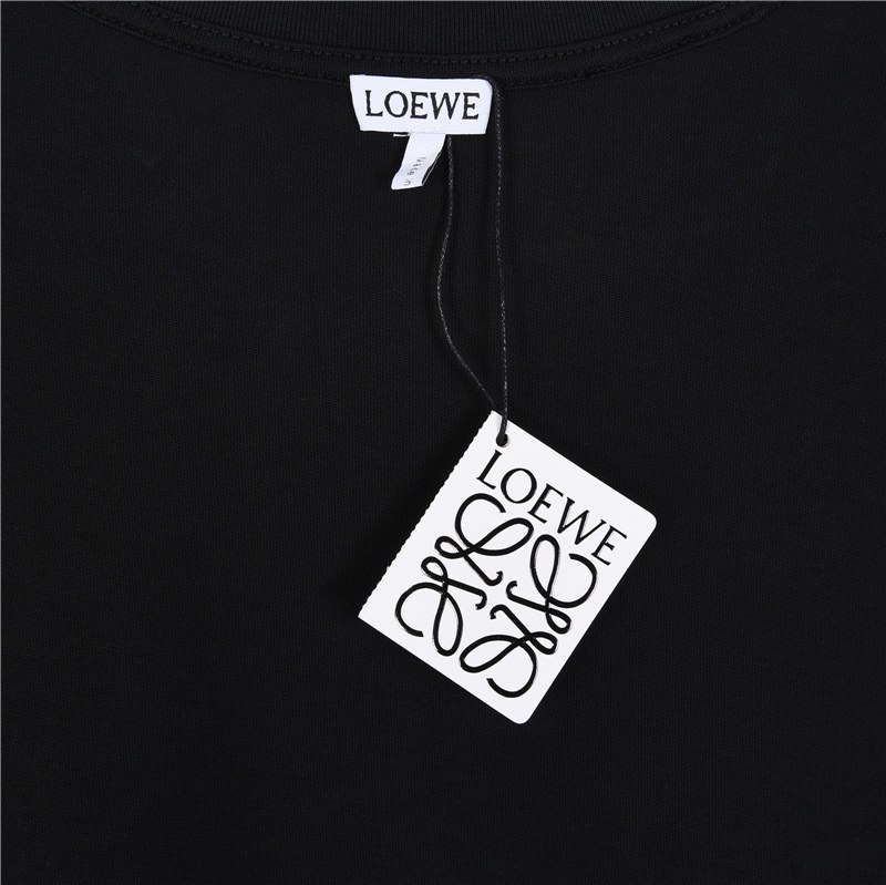 160 LOEWE/罗意威 霓虹刺绣荧光粉短袖 Logo精致升级 灵感源自八十年代复古