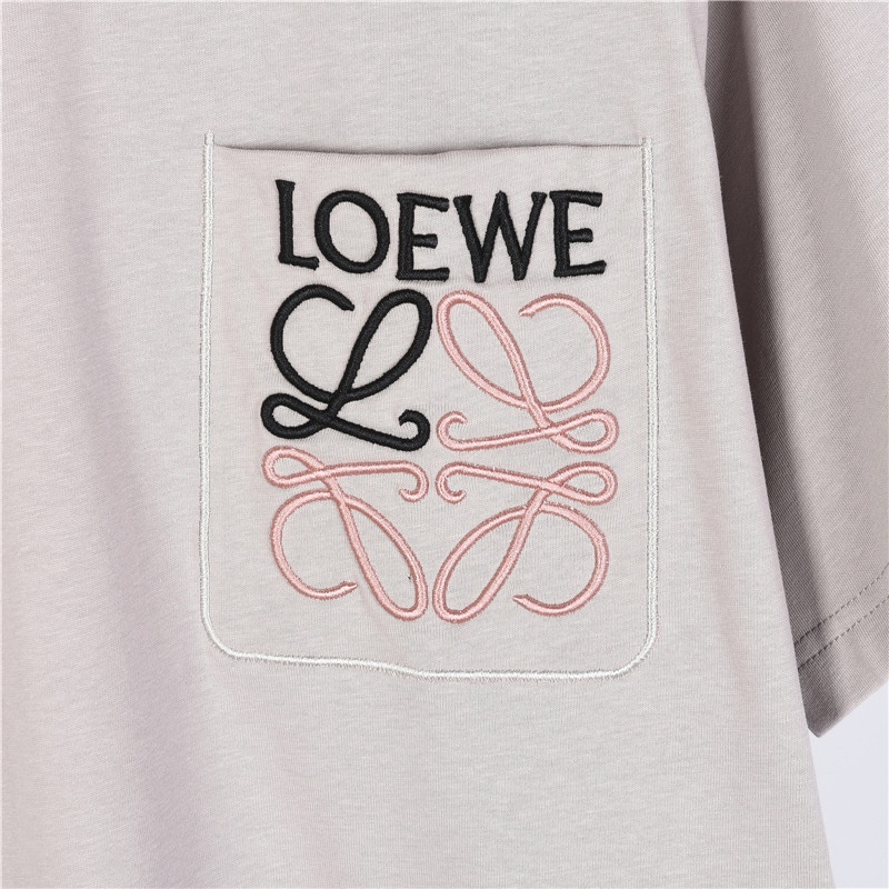 Loewe/罗意威 口袋徽标立体撞色刺绣短袖T恤