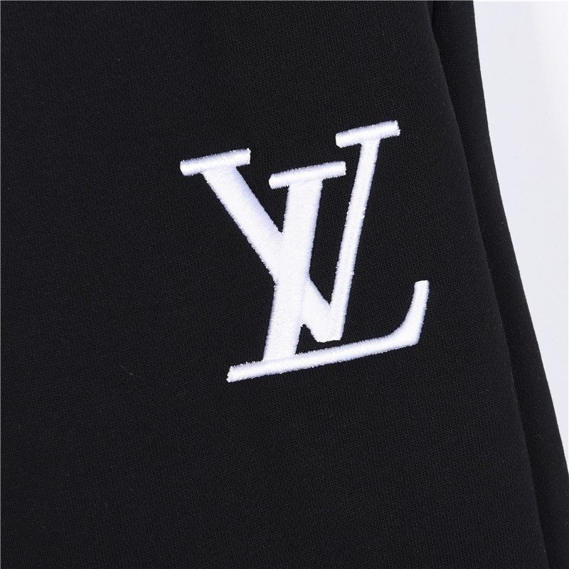 LouisVuitton 经典刺绣字母后袋Logo短裤