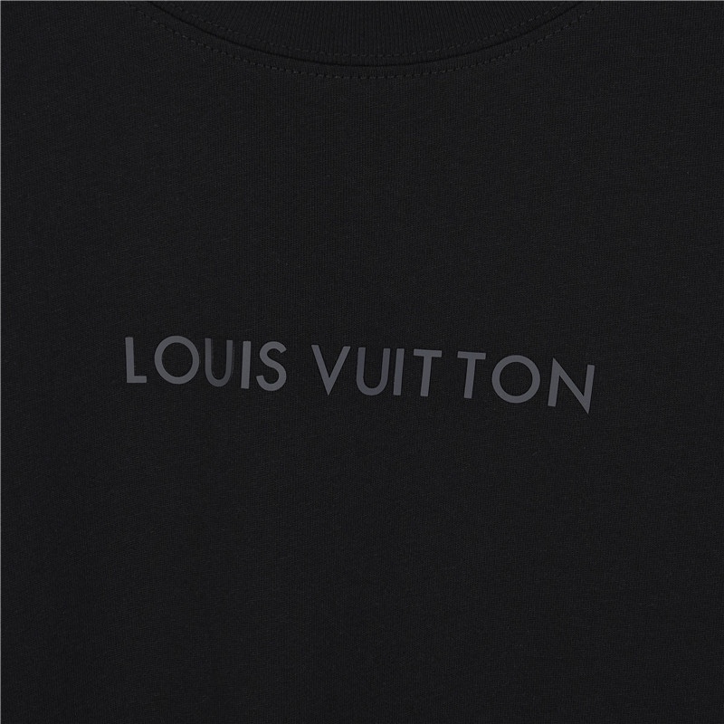 LouisVuitton/路易威登胸前小字母压胶短袖