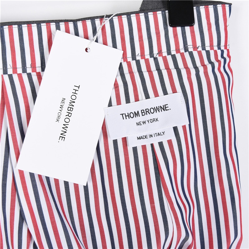 THOMBROWNE /汤姆布朗灰色四条杠短裙 品质TB灰色四条杠百褶裙短裙