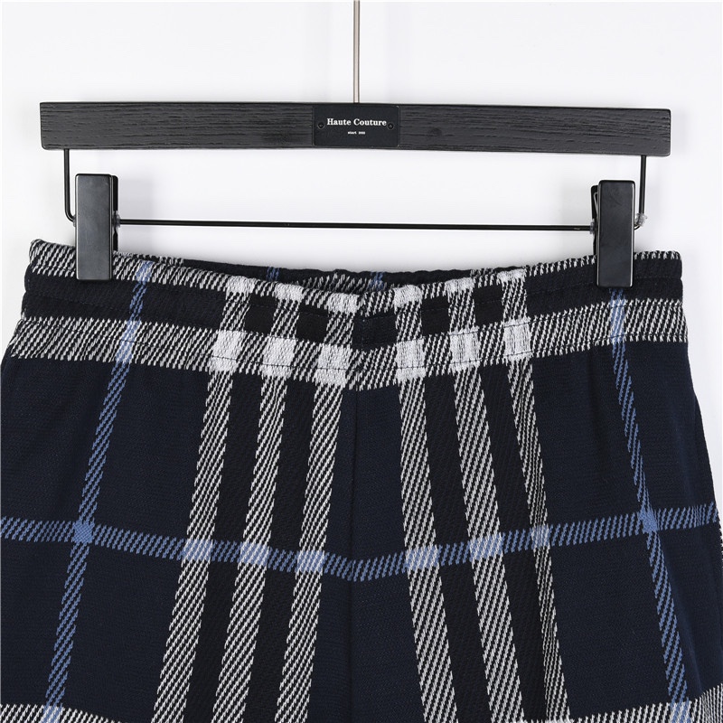 Burberry /巴宝莉 格纹针织套装短裤-Chinese UA Cheap High Quatity Brand Clothes Bags handbags Sneakers wholesale wholesaler seller from China Factory suppliers Fashion Clothing Shoes best Quality Beautiful Price Burberry /巴宝莉 格纹针织套装短裤