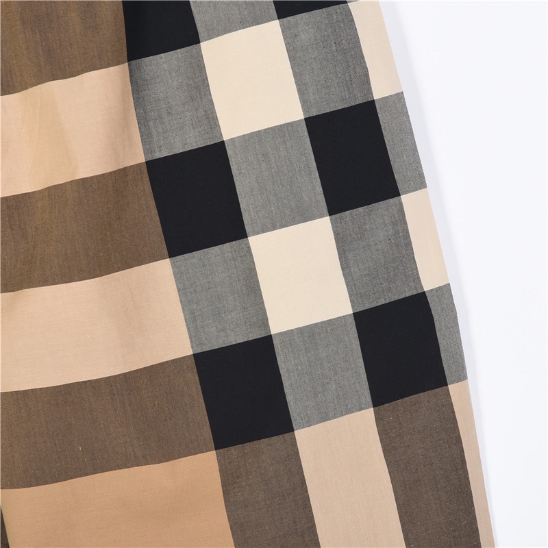 Burberry/巴宝莉 经典条纹格子短裤 卡其格宝蓝格