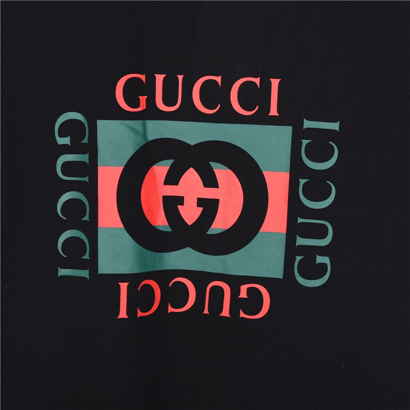 160 Gucci/古驰 24ss Gucci互扣式双G印花短袖T恤 这款单品出自Gucci Lido系列