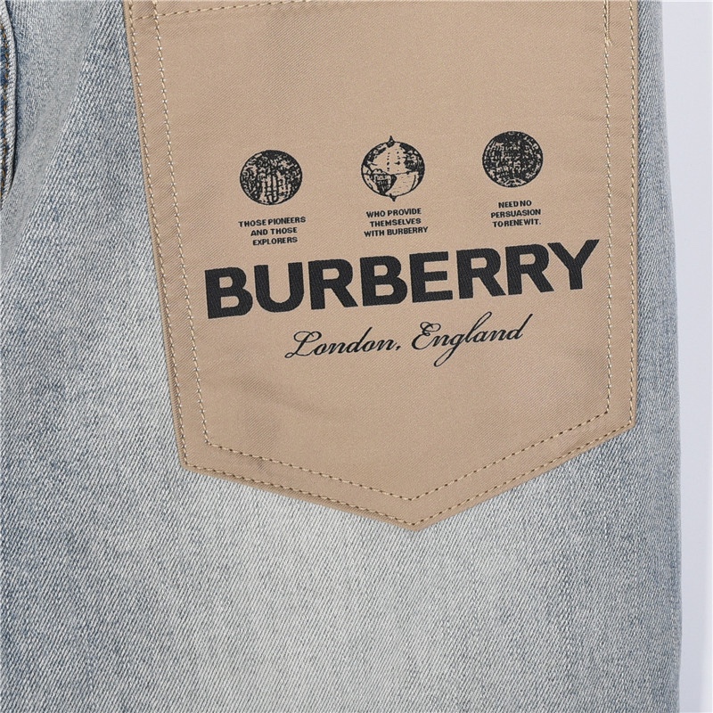 280 Burberry/巴宝莉 标签口袋贴布牛仔长裤 巴宝莉标签口袋贴布牛仔长裤经典水洗色泽