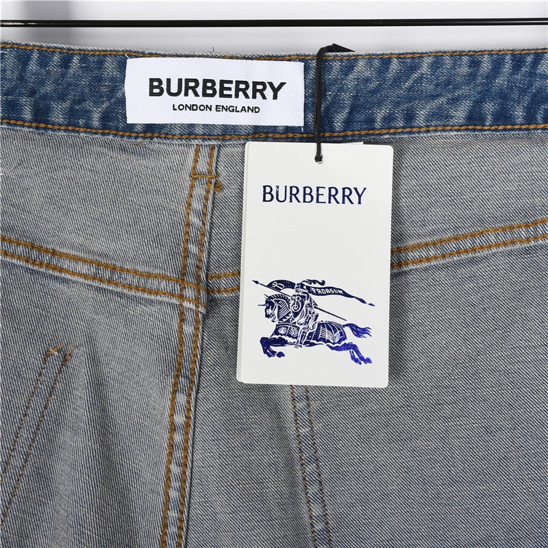 280 Burberry/巴宝莉 标签口袋贴布牛仔长裤 巴宝莉标签口袋贴布牛仔长裤经典水洗色泽