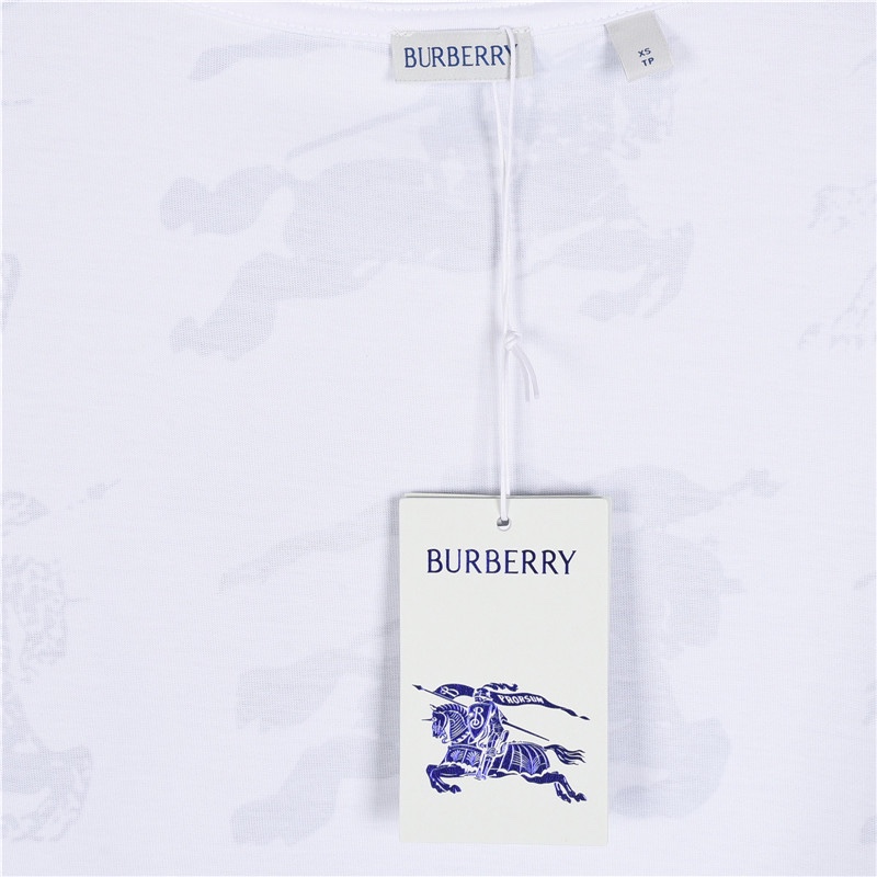 Burberry/巴宝莉 24ss 满印渐变战马印花短袖T恤