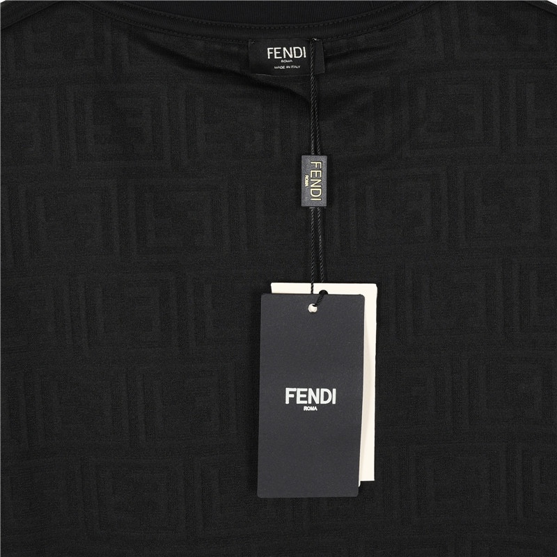 Fendi/芬迪 24ss 满印双F凹凸提花套装短袖T恤