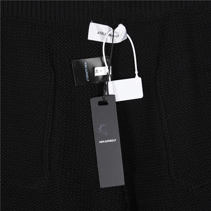 ASKYURSELF 立体裁剪卷轴毛线针织短裤黑色