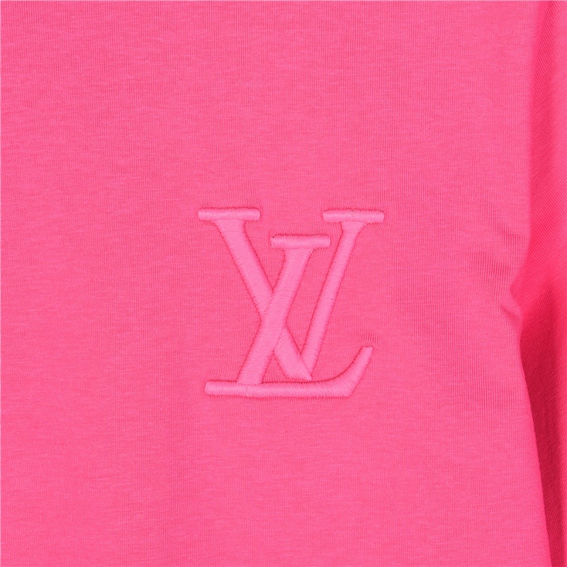 LouisVuitton/路易威登 胸口暗纹logo刺绣短袖T恤 天蓝色粉色