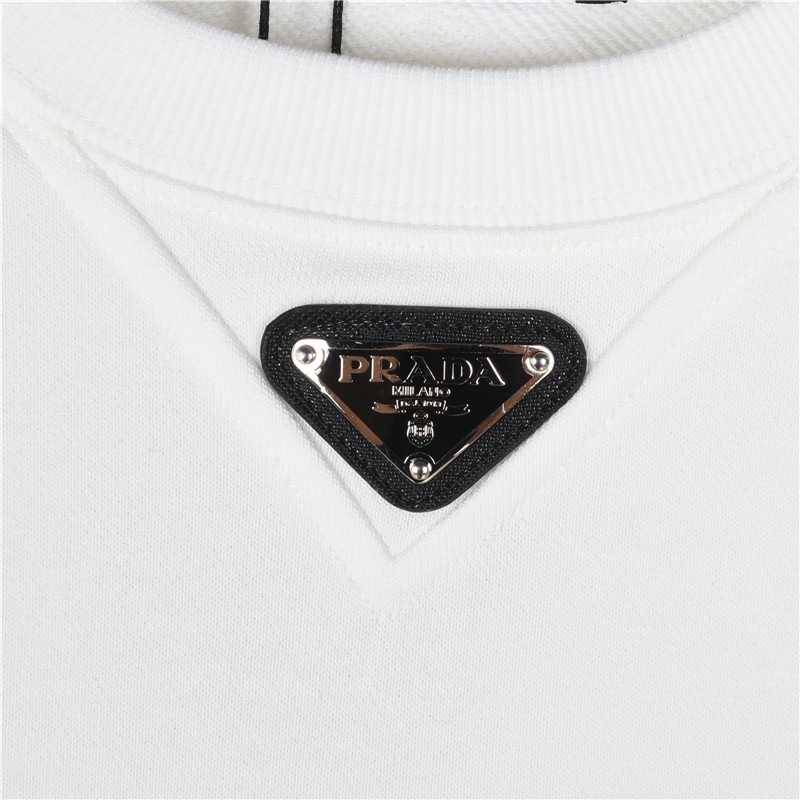 Prada/普拉达 领口三角标镶嵌圆领卫衣