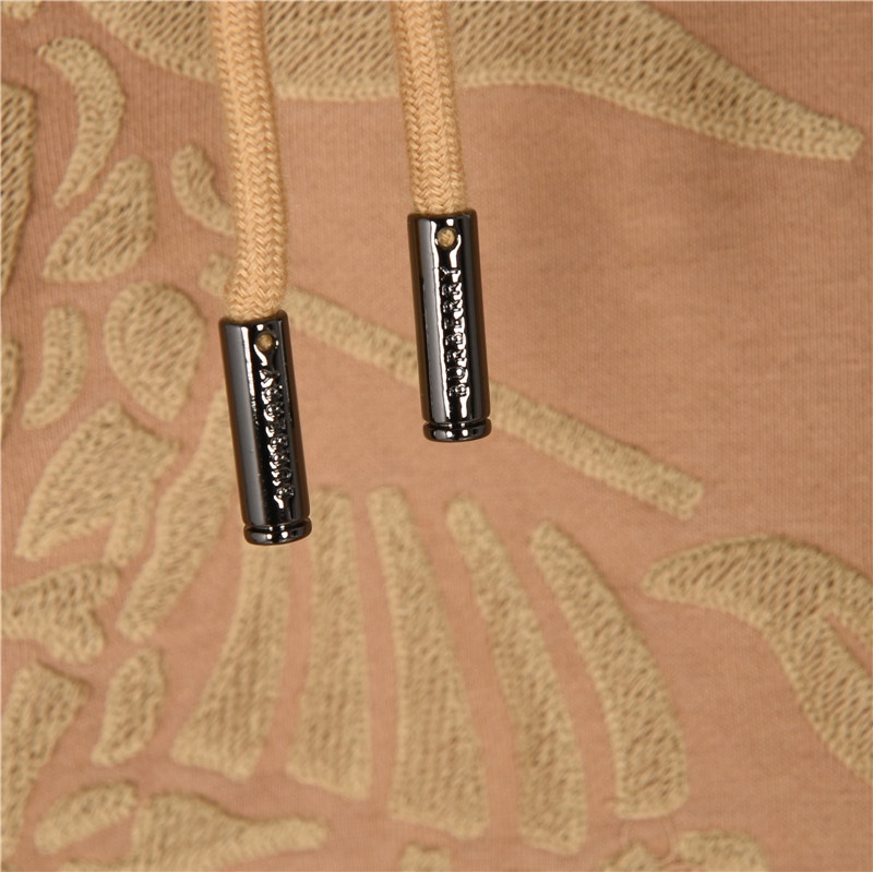Burberry/巴宝莉 浮雕刺绣立体凹凸战马连帽卫衣