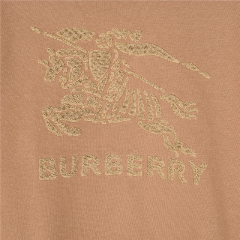 Burberry/巴宝莉 浮雕刺绣立体凹凸战马连帽卫衣