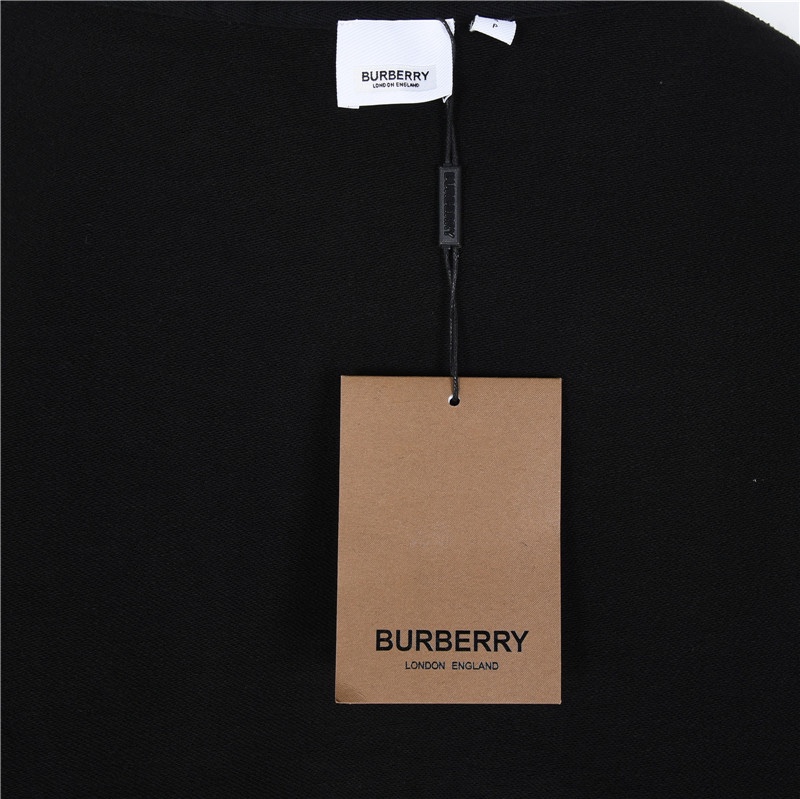 Burberry/巴宝莉 浮雕刺绣立体凹凸战马连帽卫衣